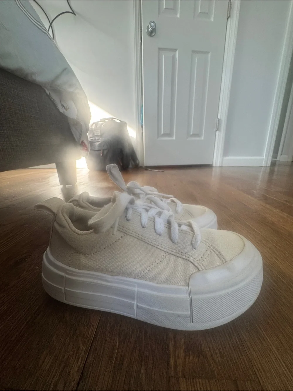 Converse Kids Cream Canvas Low-Top Sneakers